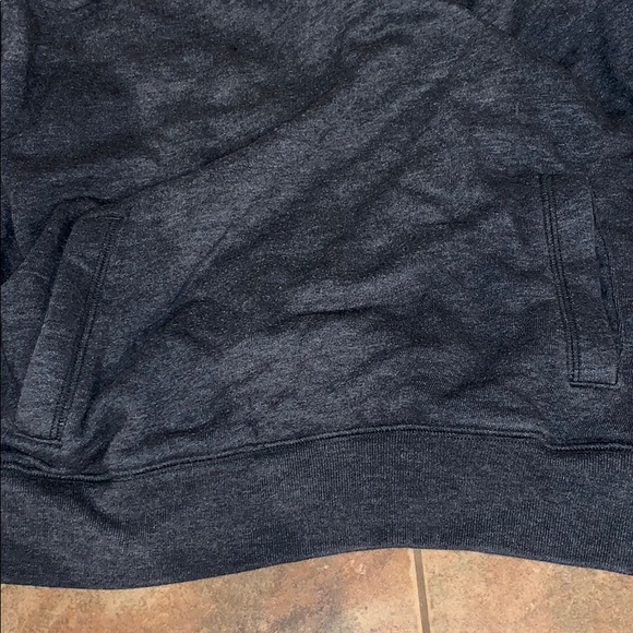 Gray pullover - Picture 3 of 4